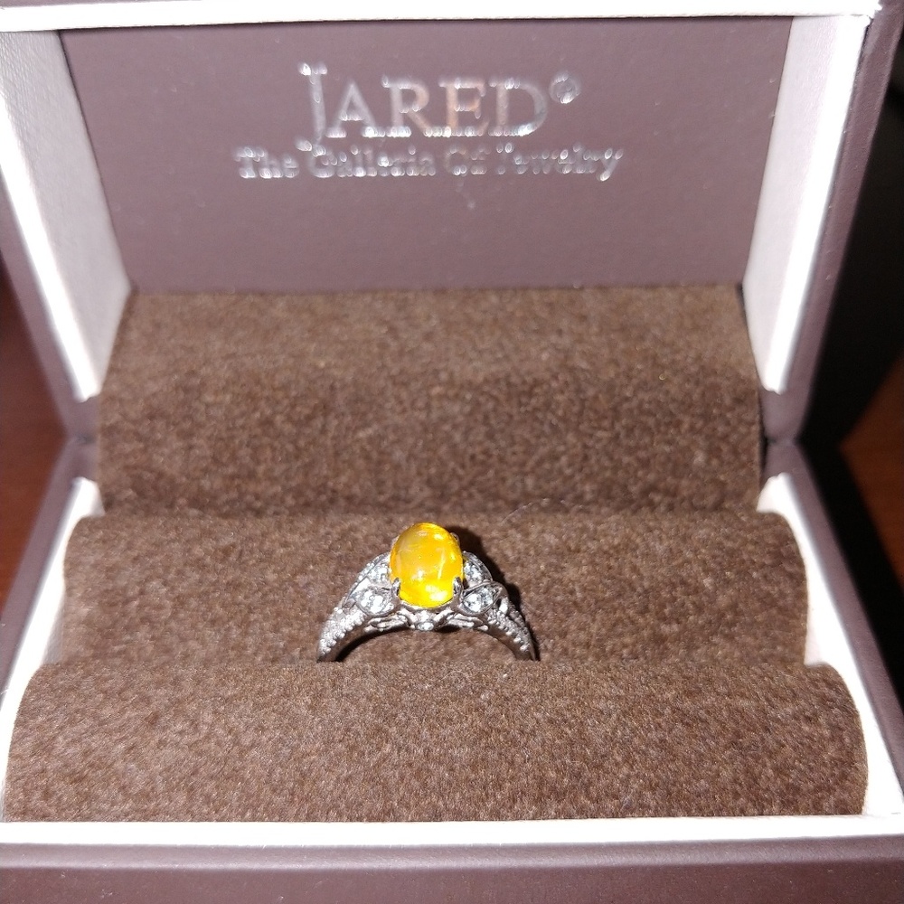 Natural Opal Engagement Ring - Picture 4 of 4